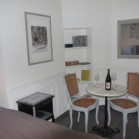 Petit - Oasis In Marais Appartamento *